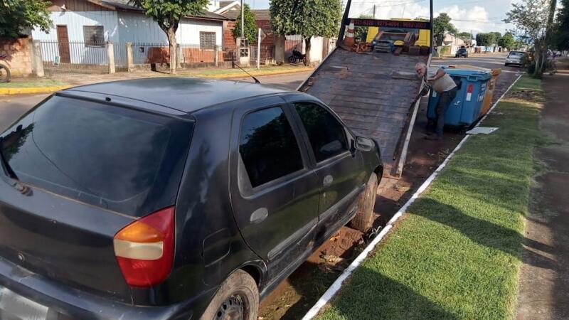 secretaria comeca a recolher veiculos abandonados das ruas de lucas do rio verde