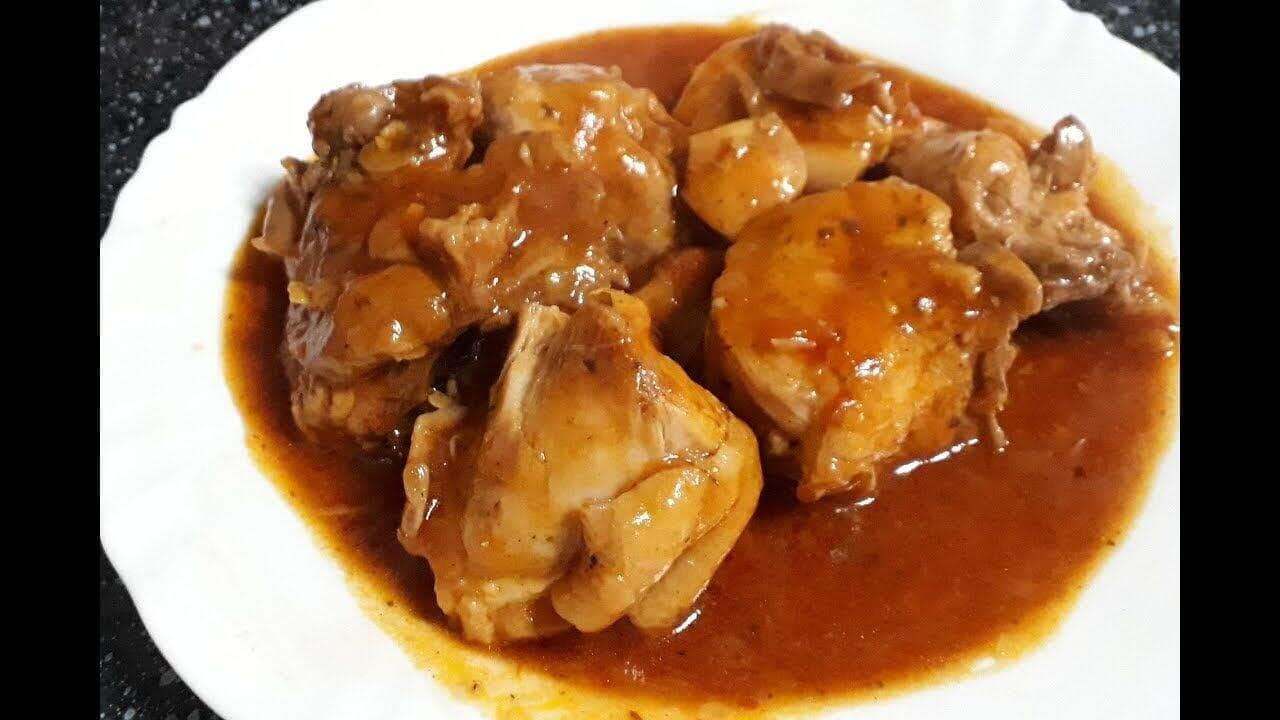 frango cozido na panela de pressão