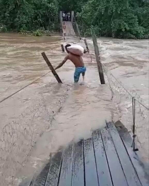 ponte improvisada barra do bugres