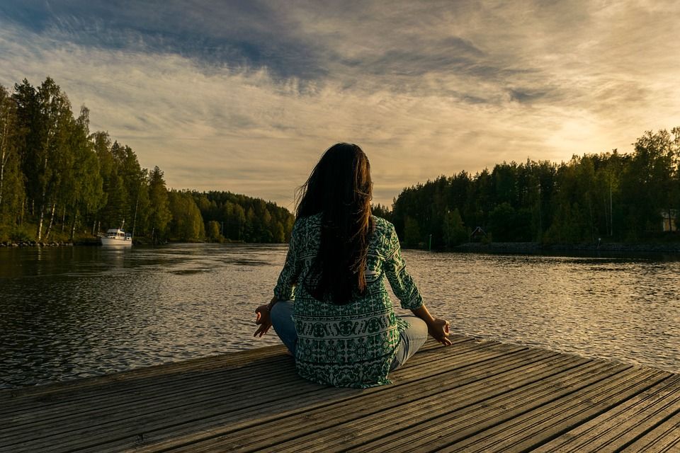 meditação ajuda a controlar a ansiedade