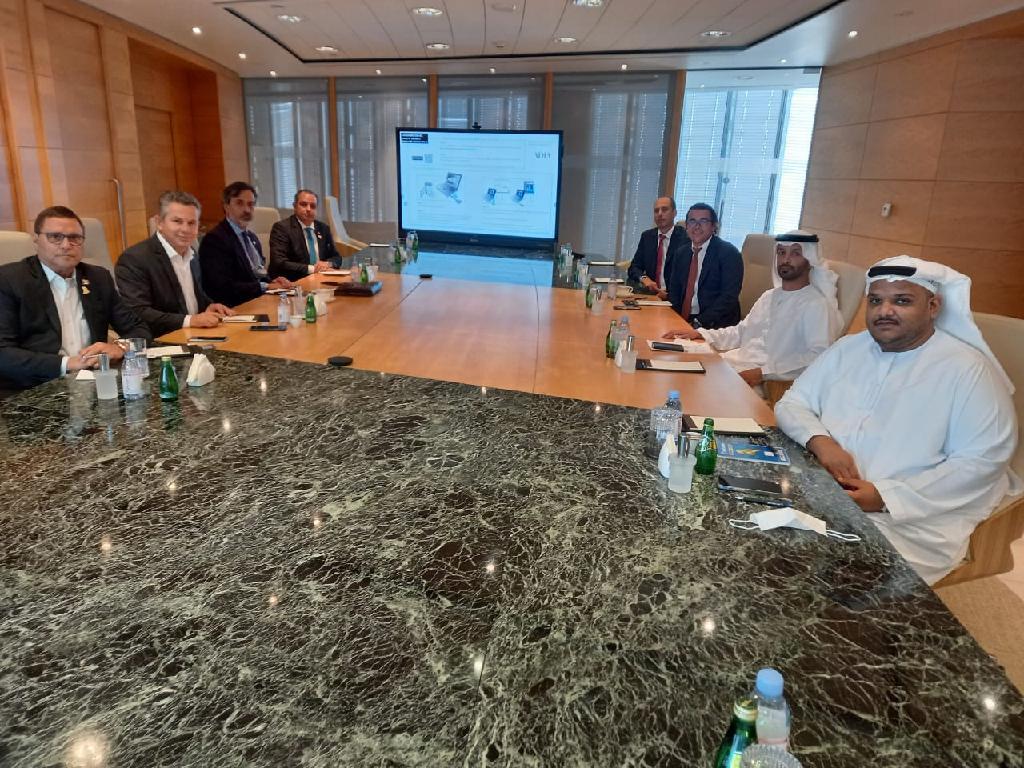 governador se reune com maior fundo soberano dos emirados arabes unidos em busca de investidores