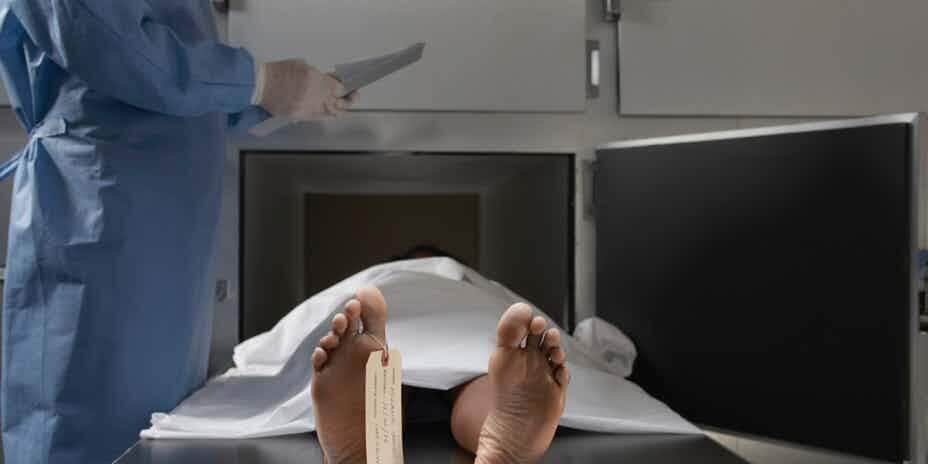 Morto se levanta e caminha pelo necrotério; Imagens viralizam na internet 4 necrote%CC%81rionecrote%CC%81rio