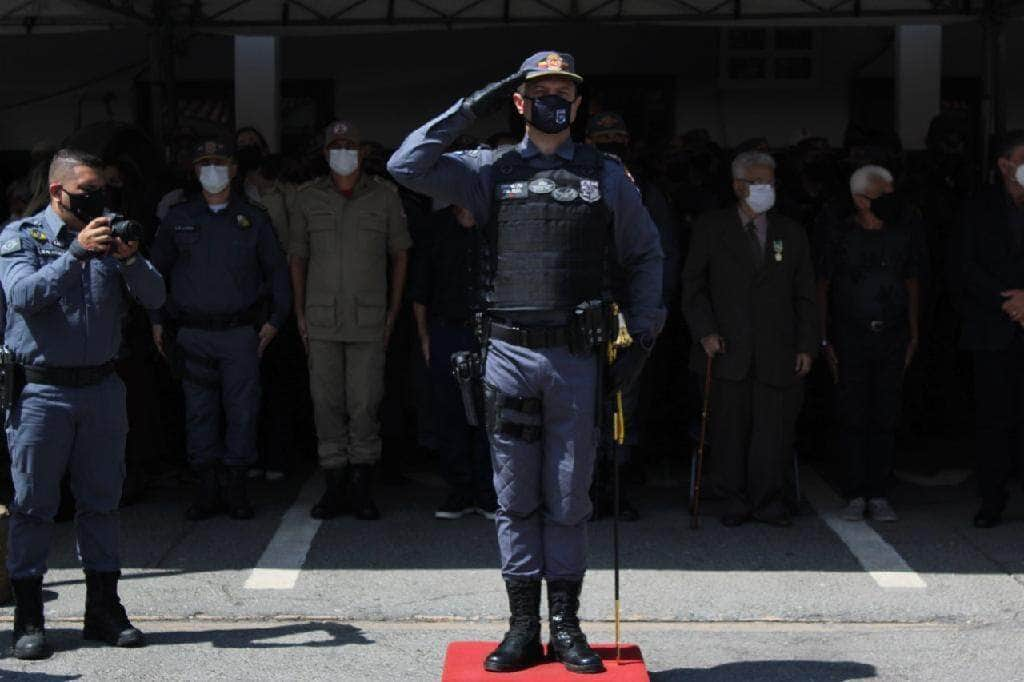 novo comandante assume 1º comando regional da policia militar