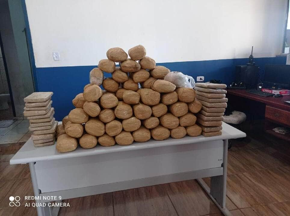 policia militar prende homem com 100 quilos de maconha em matupa