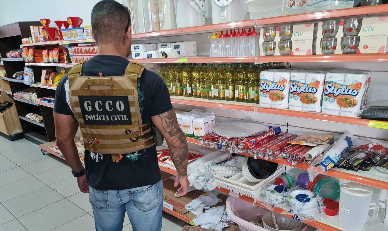 Dono de mercado é preso por vender óleo roubado em Mato Grosso