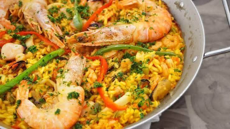 como fazer paella de frutos do mar