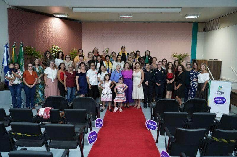 assistencia social reune mulheres de organizacoes da sociedade civil de lucas do rio verde