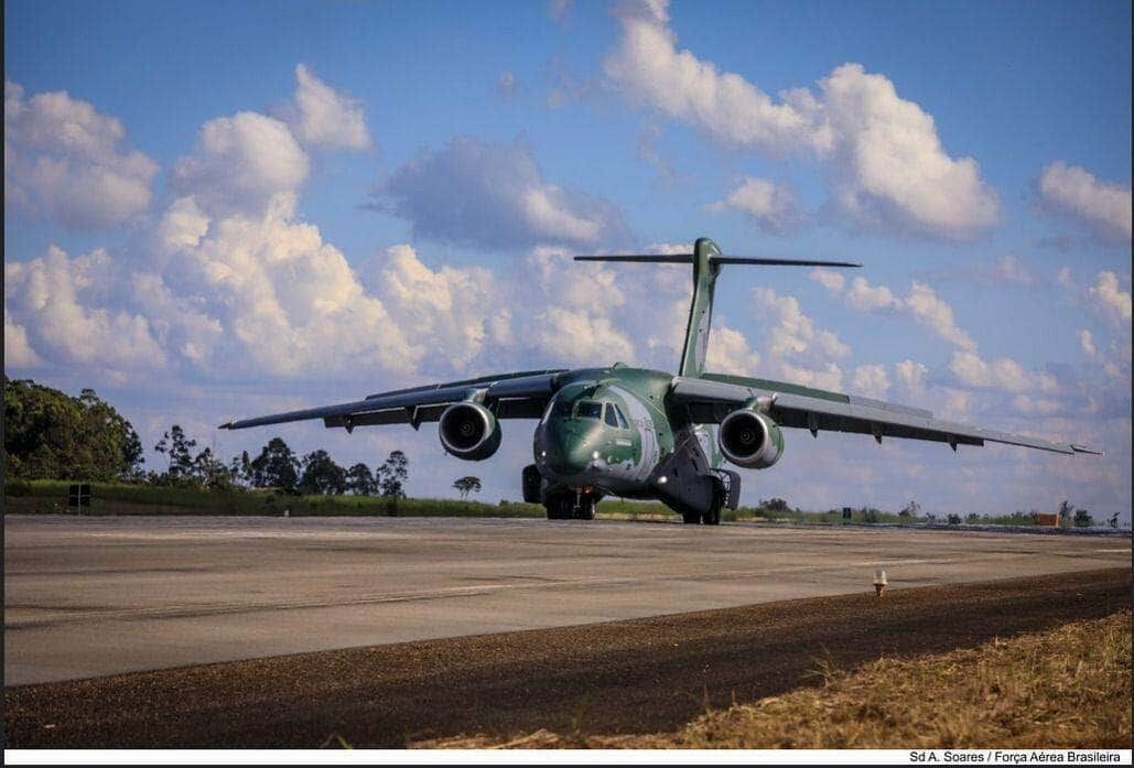 aviao da fab que resgatara brasileiros decola hoje para a polonia