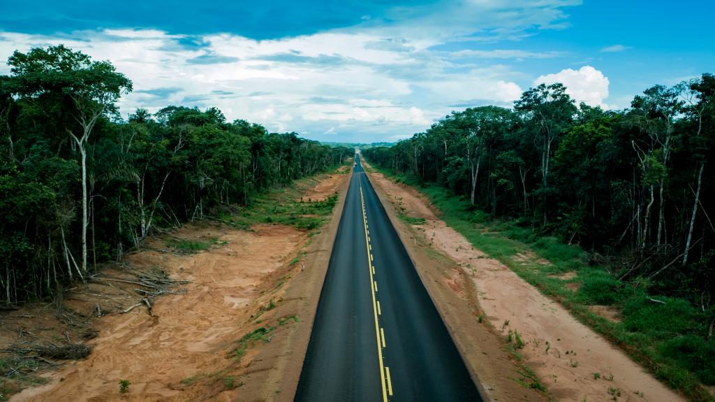 governo investe r 4 bilhoes em asfalto novo e recuperacao das rodovias mato grossenses