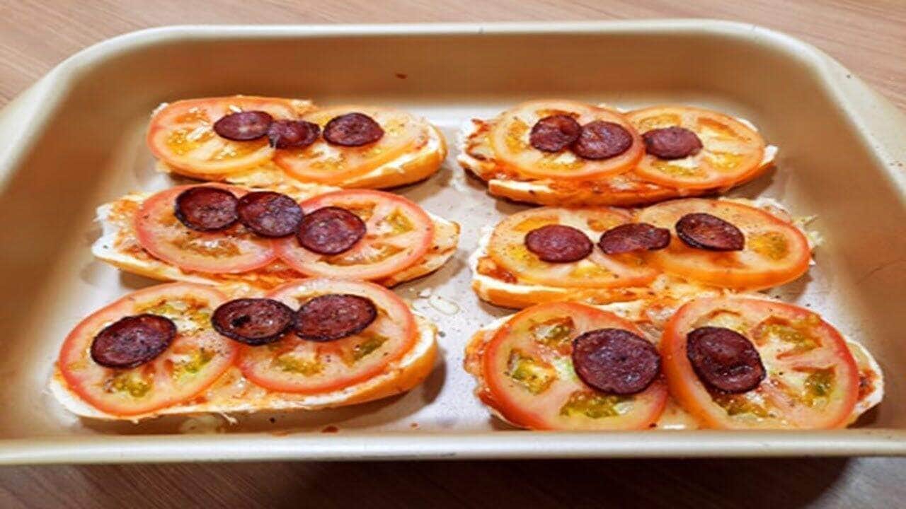 como fazer pizza de pão