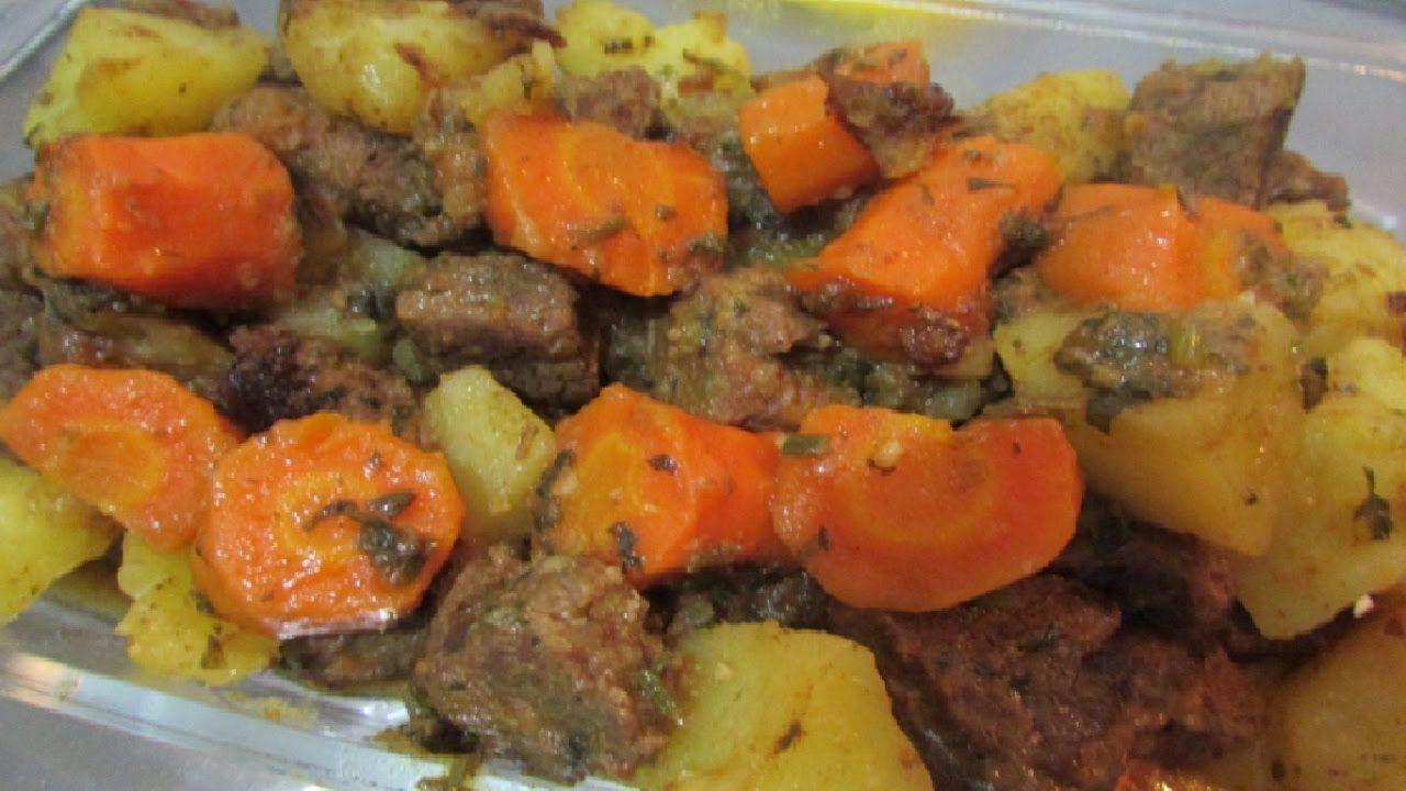 carne de panela com batata e cenoura