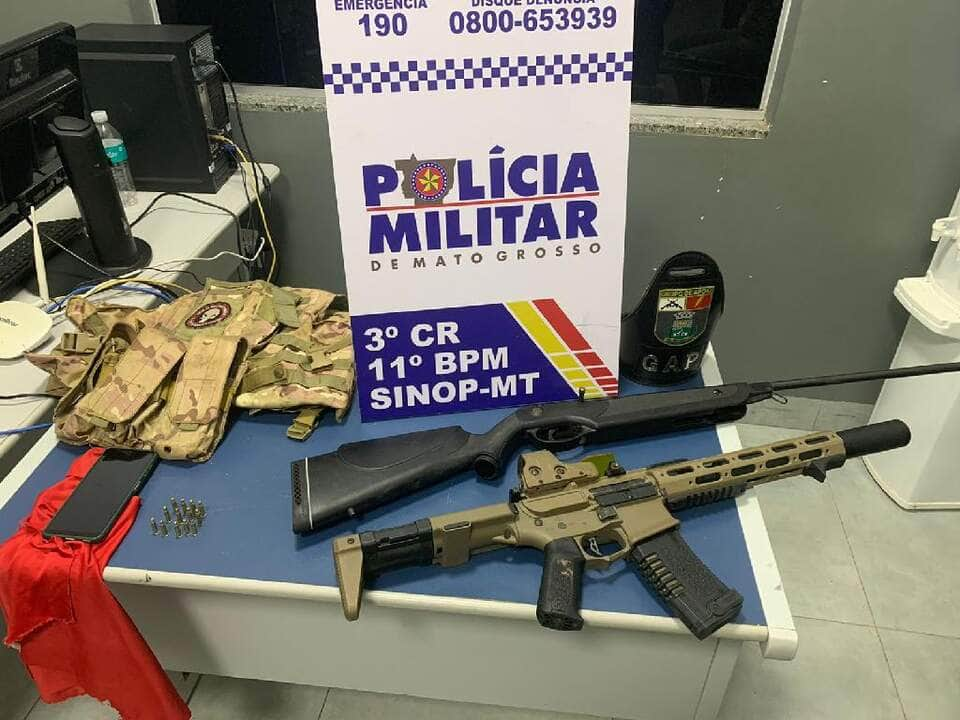 patrulha rural prende homem com espingarda e replica de fuzil em santa carmem