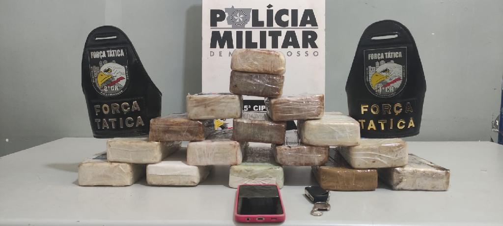 policia militar apreende mais de 16 kg de pasta base de cocaina em varzea grande