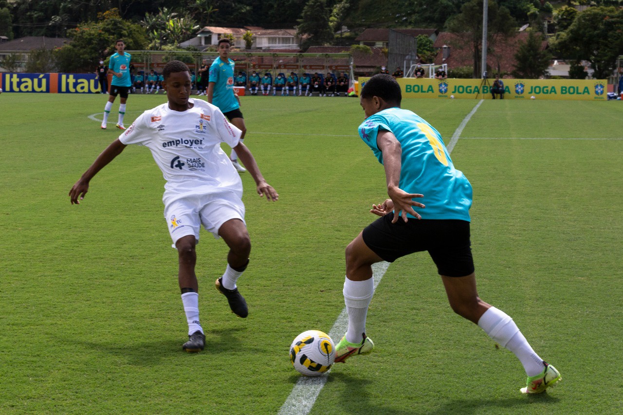 selecao sub 17 vence pstc em jogo treino realizado na granja comary