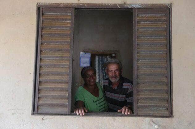 com o titulo da terra nas maos familias assentadas de minas gerais planejam futuro com seguranca e acesso ao credito rural