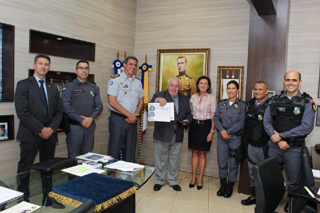 comandante geral da pm recebe corregedor geral do tjmt e busca ampliar combate a violencia contra mulher
