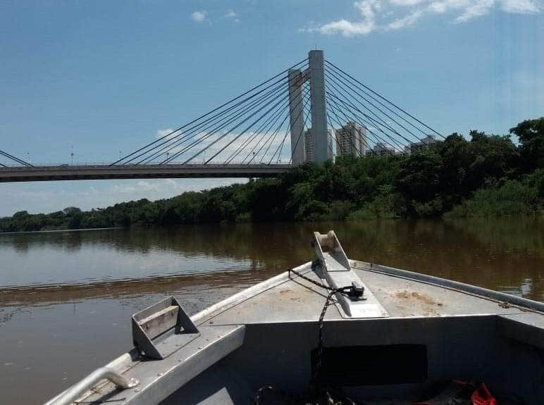 fiscalizacao ambiental flagra pescado ilegal armazenado na margem do rio cuiaba veja video