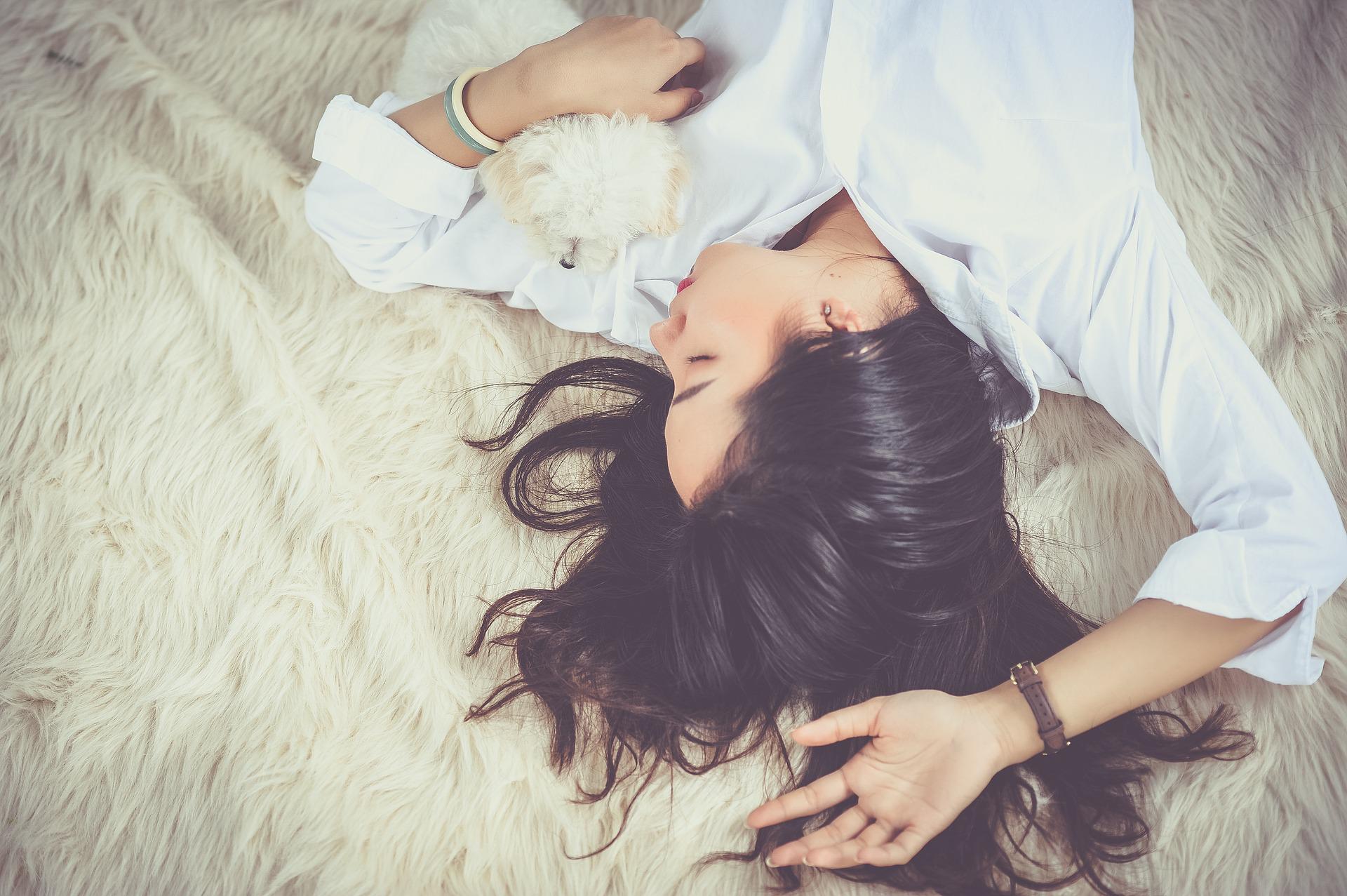 Hábitos que causam falta de ar durante o sono