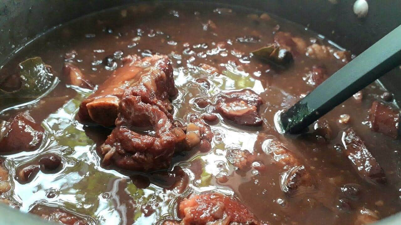 como fazer feijoada de São Jorge