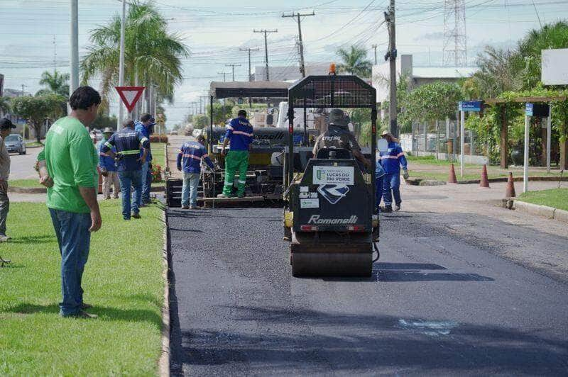 prefeitura aplica cbuq em avenidas que receberam rede de esgoto no bandeirantes