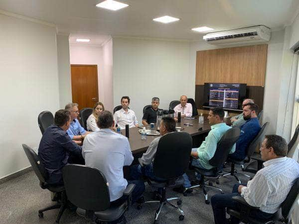 prefeitura apresenta programa a empresarios do setor hoteleiro