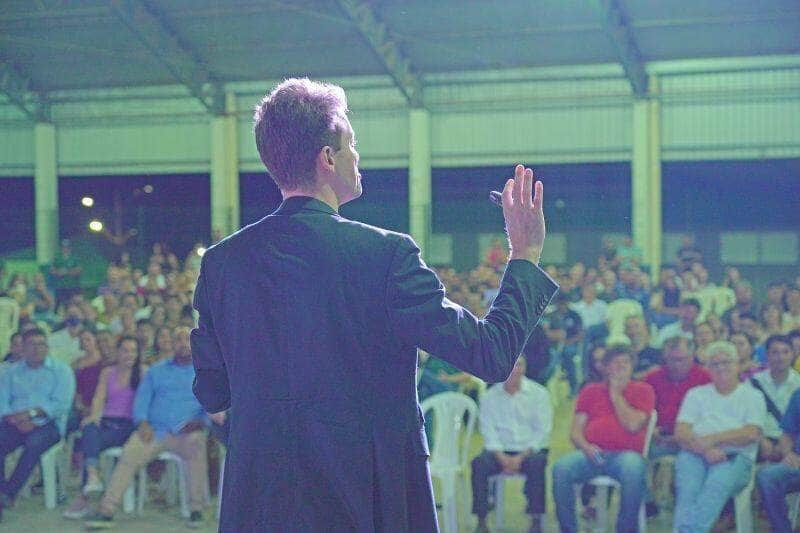 evento reune centenas de pessoas para discutir inovacao e tecnologia em lucas do rio verde