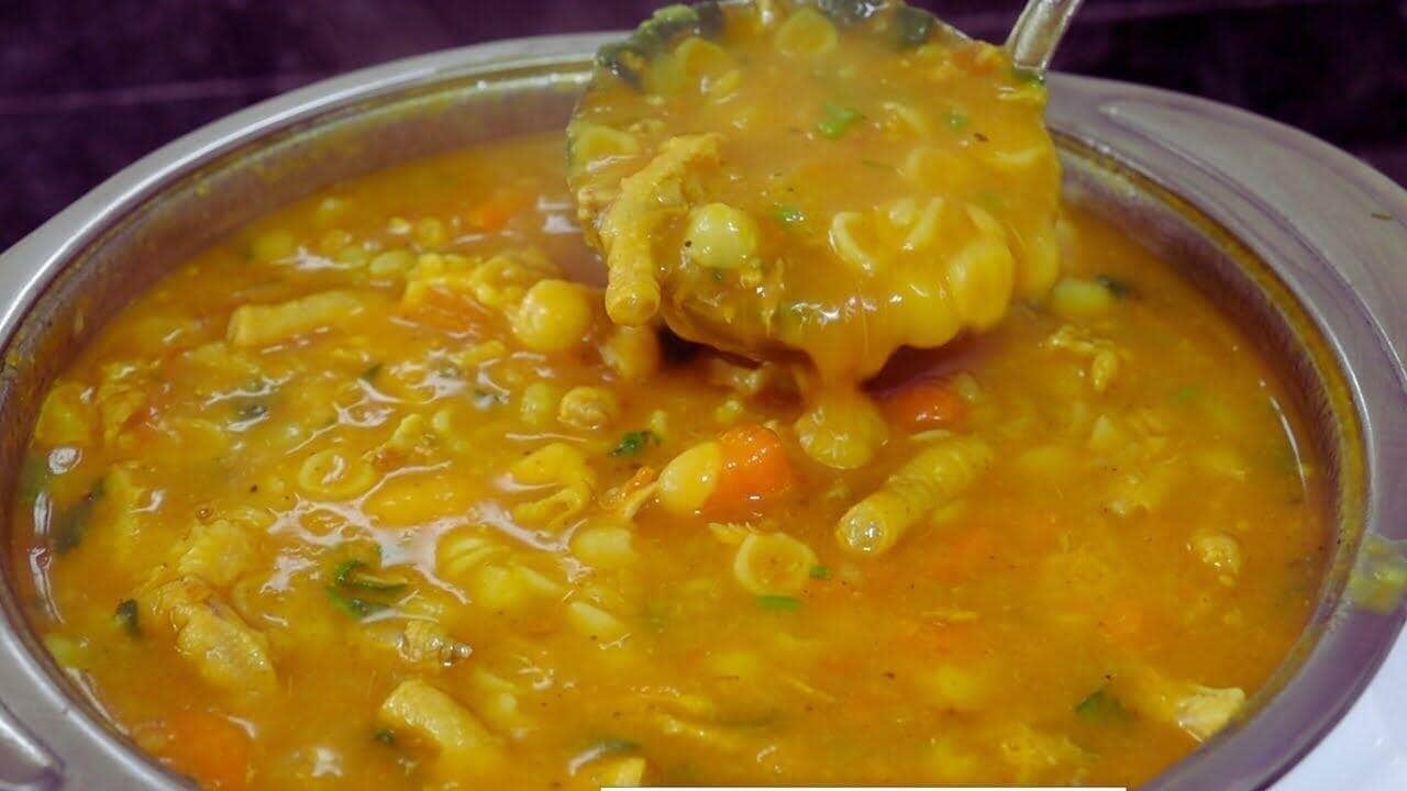 como fazer sopa de macarrão com frango