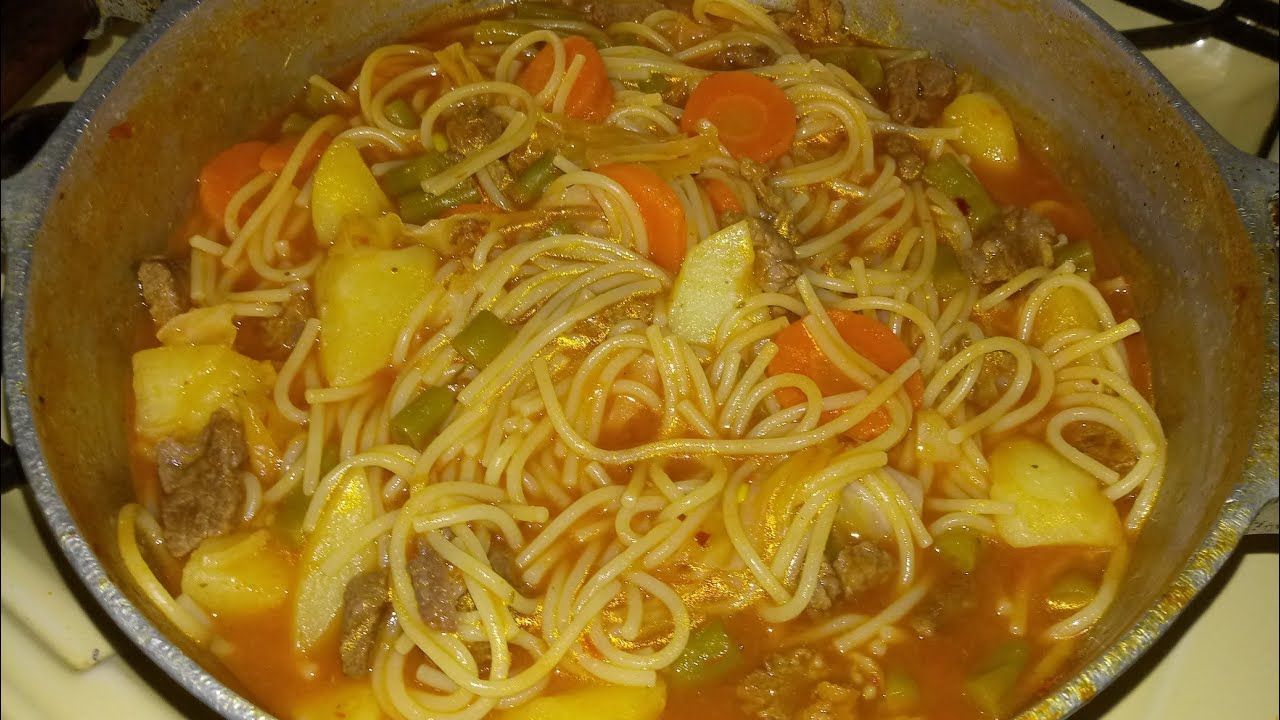 como fazer sopa de legumes com macarrão