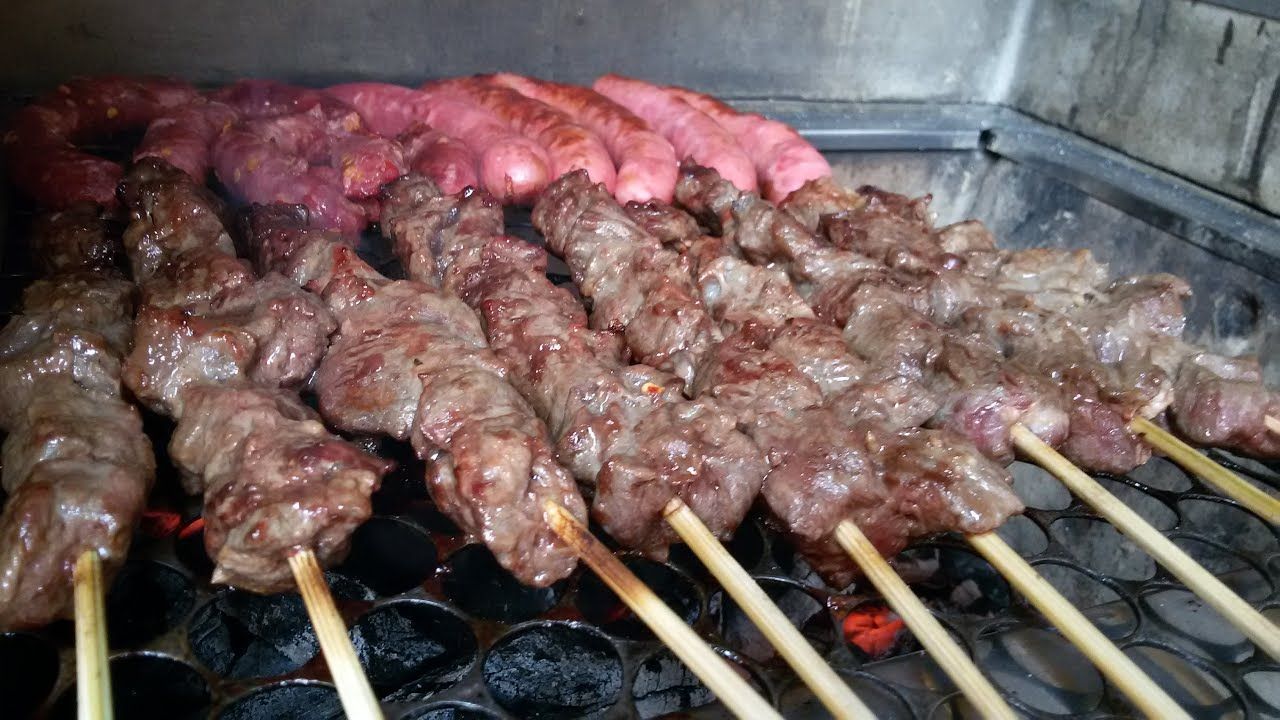 como fazer espetinho de carne