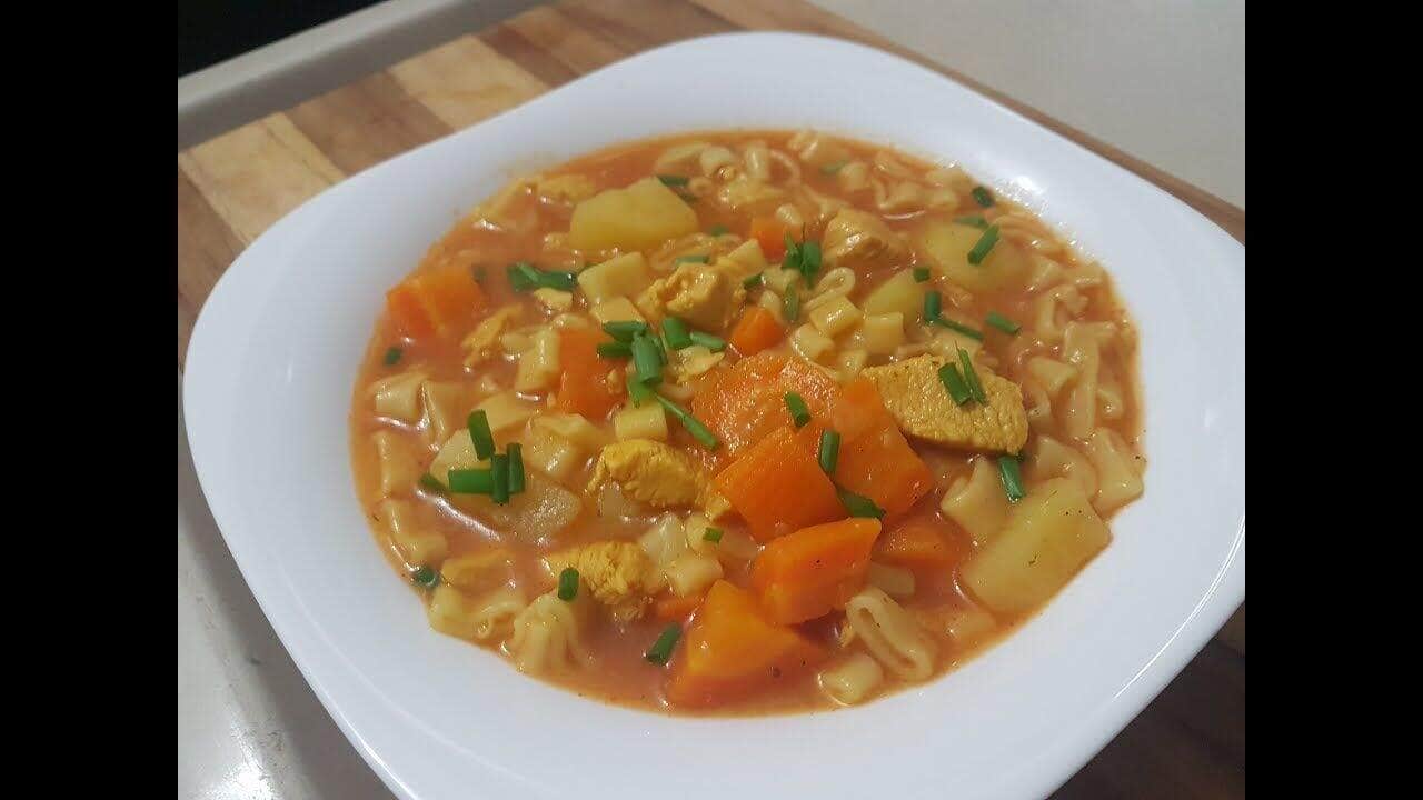 como fazer sopa de frango com legumes na panela de pressão