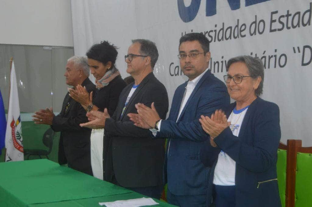 policia civil participa de seminario academico realizado na unemat de barra do bugres