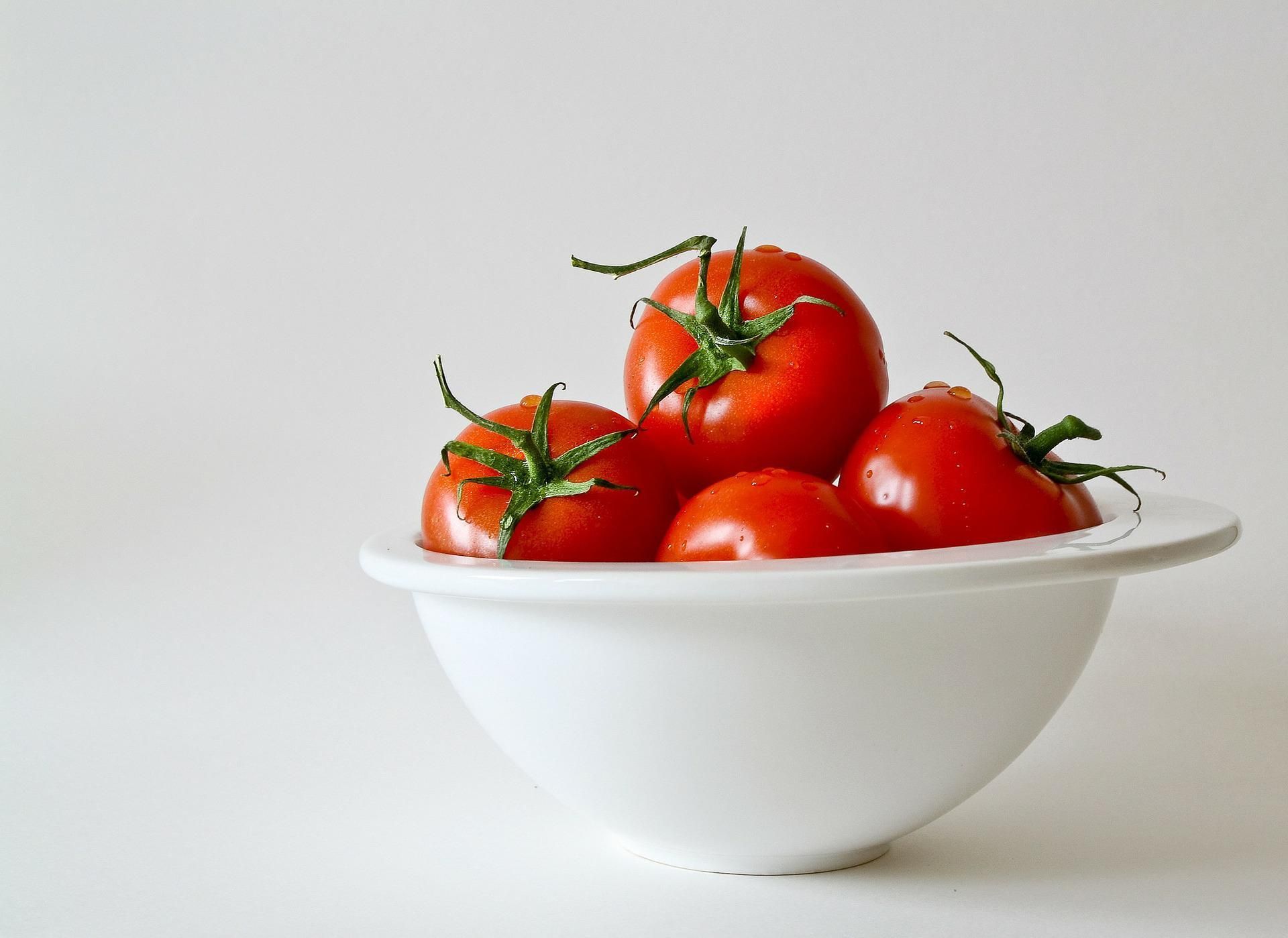 Os benefícios do tomate para a pele