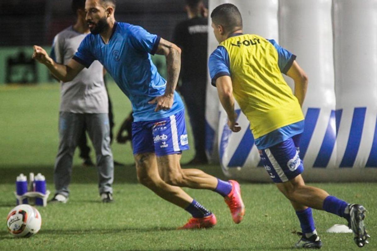 Futebol Ao Vivo: Sampaio Corrêa recebe o CSA pela Série B nesta segunda (27); confira as prováveis escalações e onde assistir. Foto: CSA
