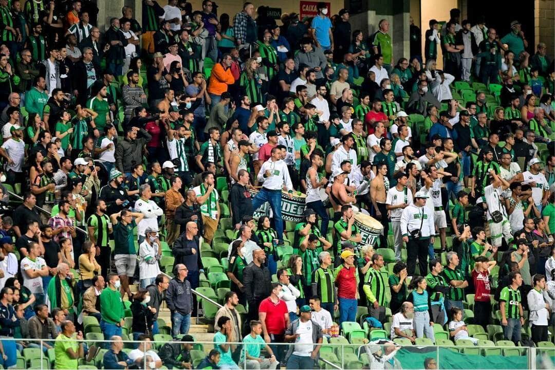 Torcida do América-MG. Foto: Mourão Panda/América MG Torcida do América-MG. Foto: Mourão Panda/América MG