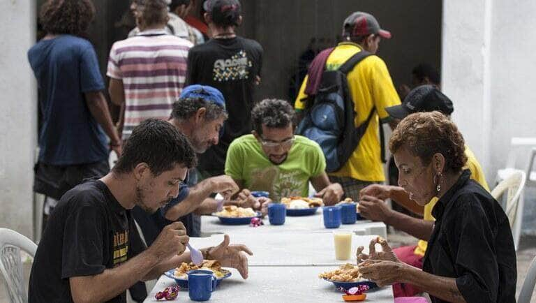 auxilio brasil de no minimo r 400 reduz a pobreza e injeta recursos na economia dos municipios