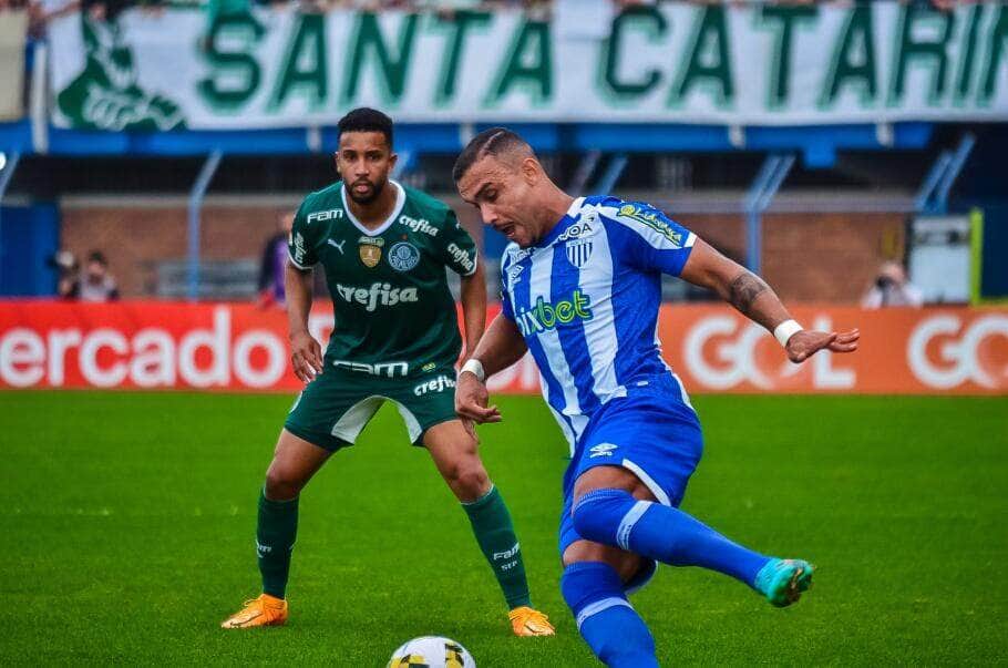 em jogo de quatro gols avai e palmeiras empatam pelo brasileirao assai