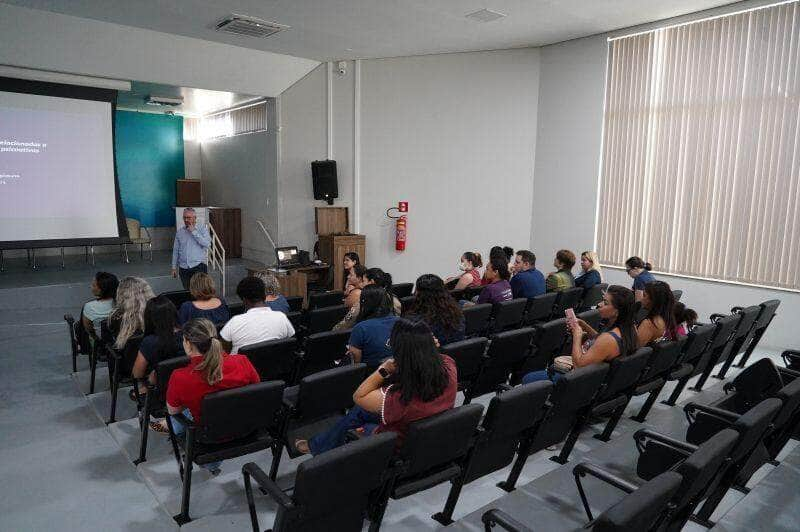 equipes da saude participam de roda de conversa da semana de combate as drogas e entorpecentes