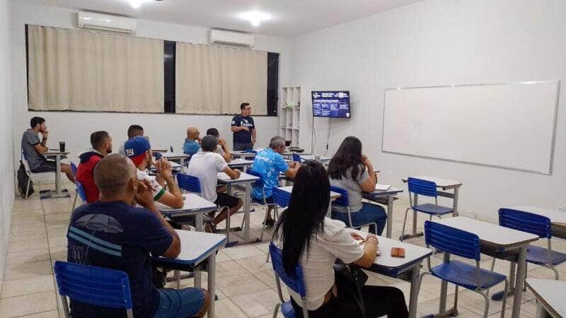 esporte oferece cursos de capacitacao em volei e tenis de mesa em lucas do rio verde