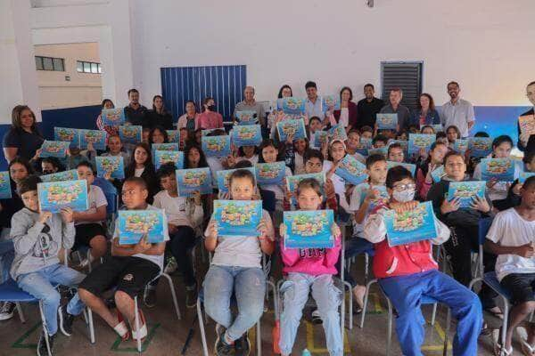 lancado em sorriso programa que leva consciencia cidada as escolas