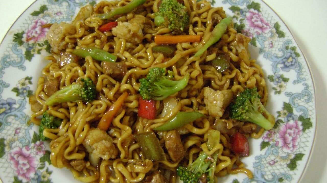 como fazer yakisoba