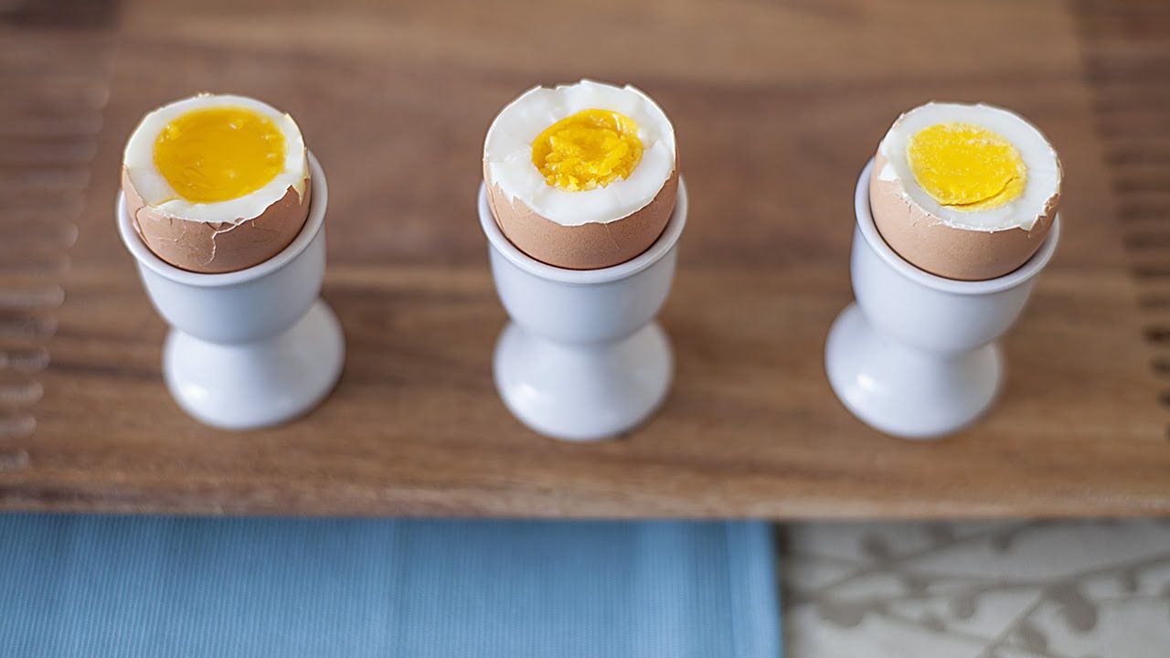 como fazer ovo cozido no microondas