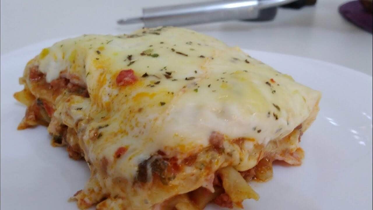 como fazer lasanha a bolonhesa com molho branco