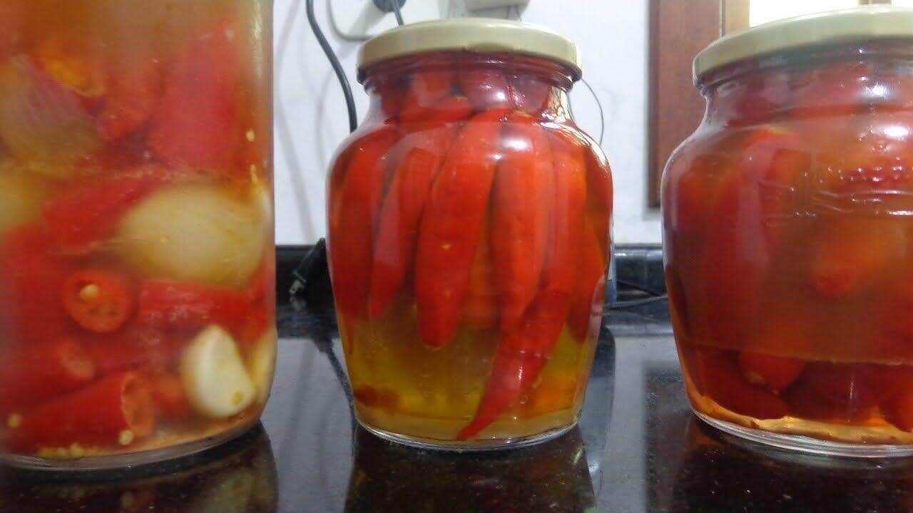 como fazer conserva de pimenta