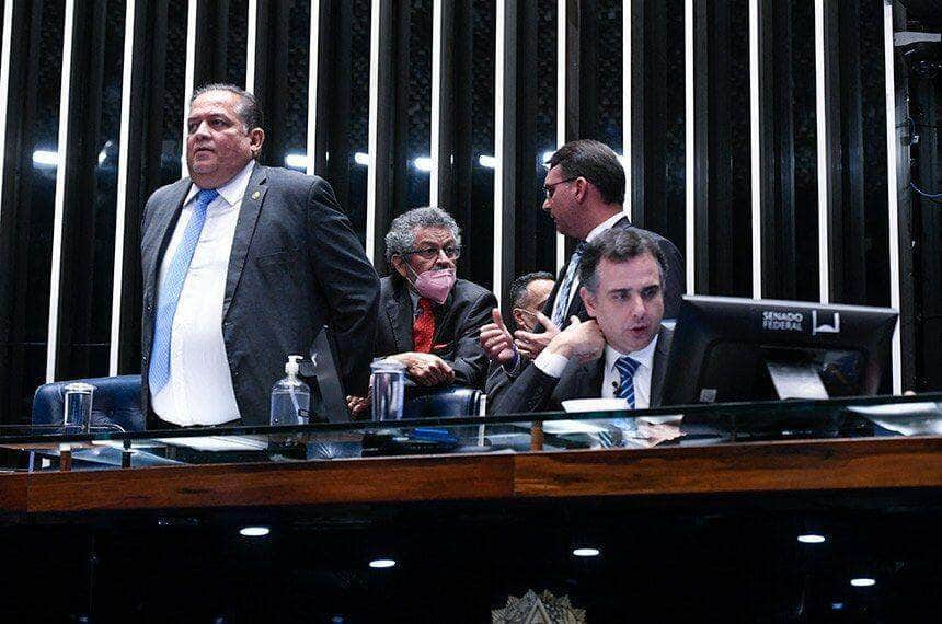 pacheco convoca sessao do senado para terca de manha