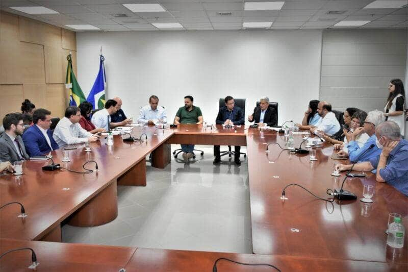 saae participa de reuniao sobre criacao de unidades regionais de saneamento em mato grosso