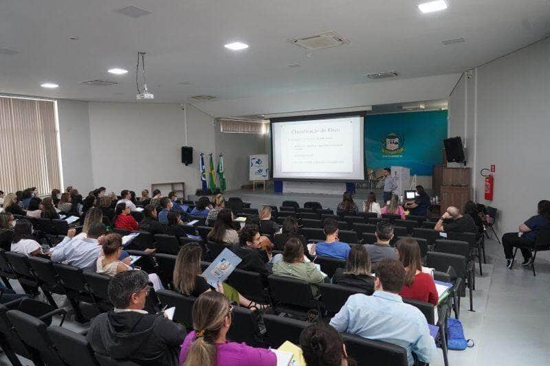 simposio aborda atendimento de gestantes na atencao primaria de saude em lucas do rio verde