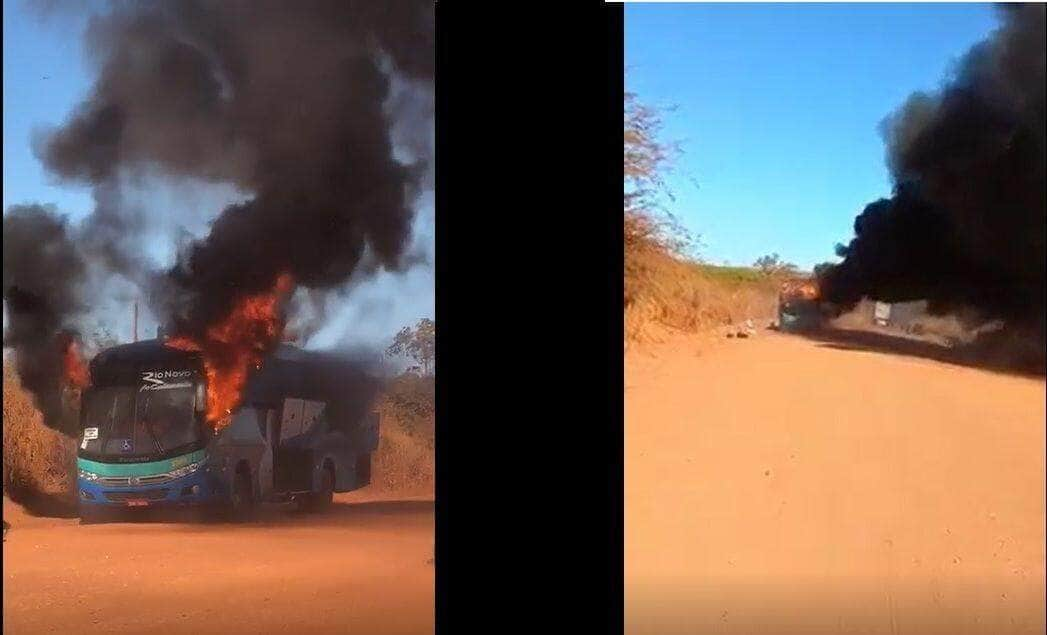 Ônibus pega fogo com passageiros dentro