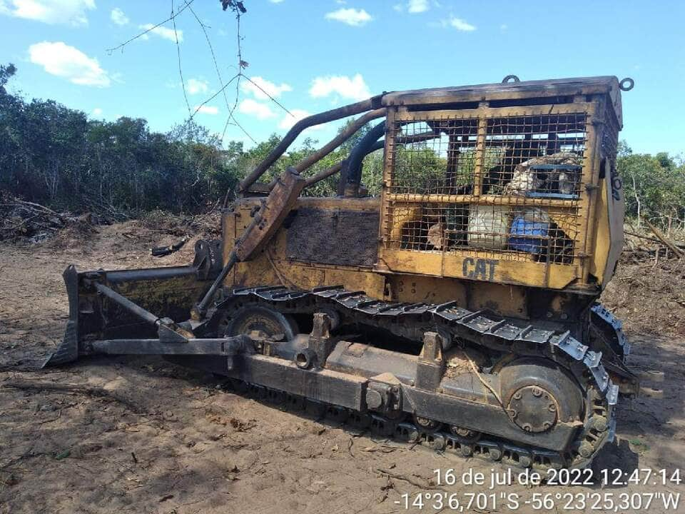 batalhao ambiental prende dupla por desmate ilegal e apreende maquinas e municoes