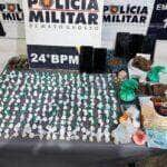 pm prende homem com mais de 200 porcoes de drogas no bairro pedra 90