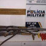 policia militar prende tres suspeitos por porte irregular de arma de fogo em zona rural